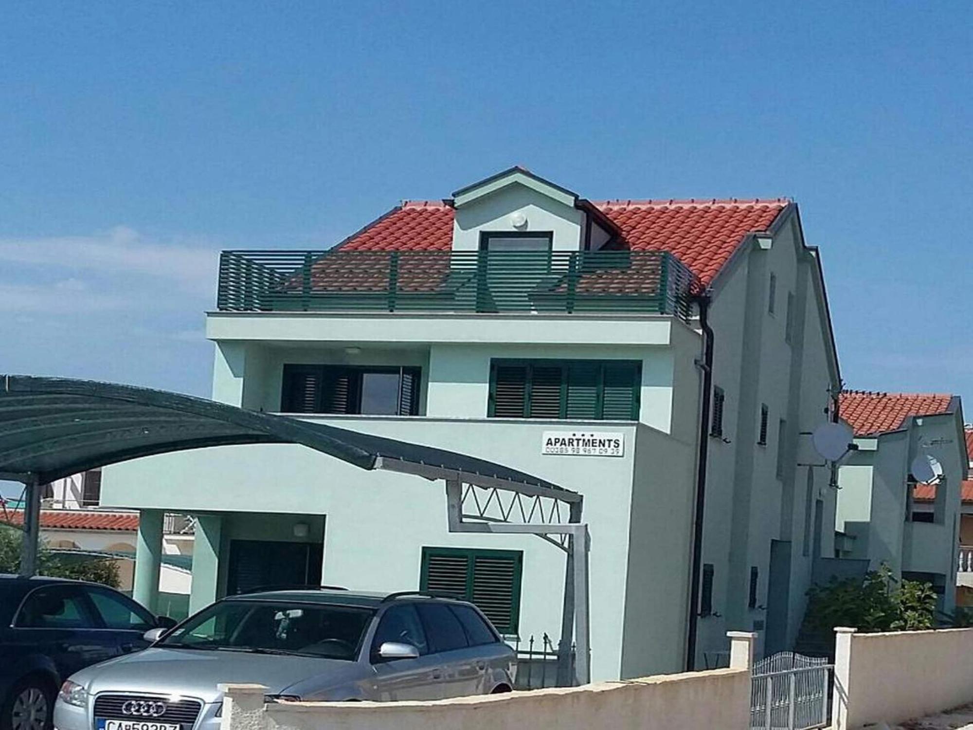 Mlikota - Two Bedroom With Terrace Apartment